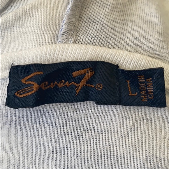 Seven7 3/4 sleeve shirt with hood - Picture 4 of 5